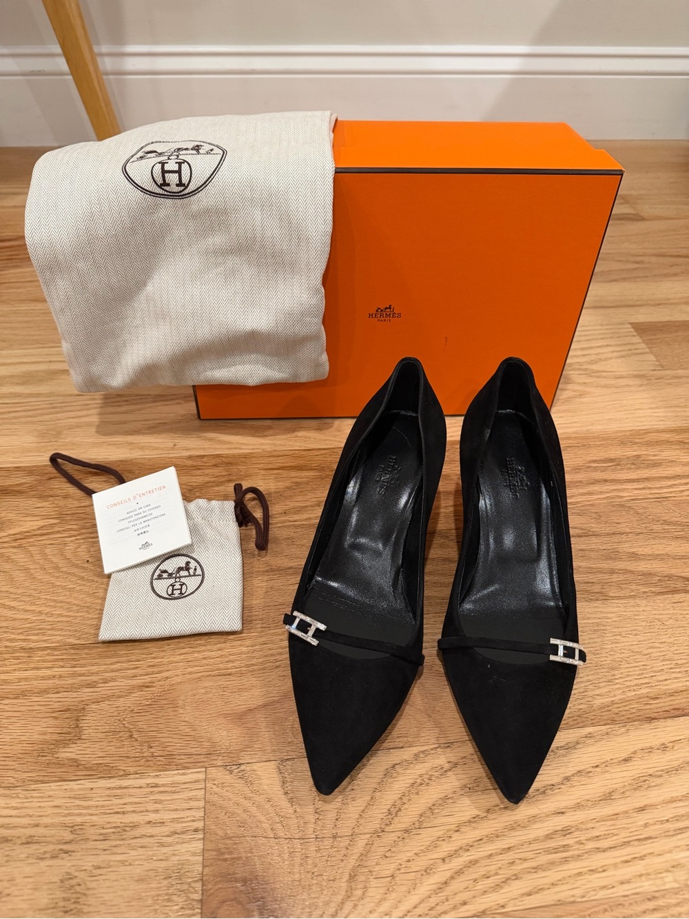 Black Pointed Suede Pumps with Silver Accent
